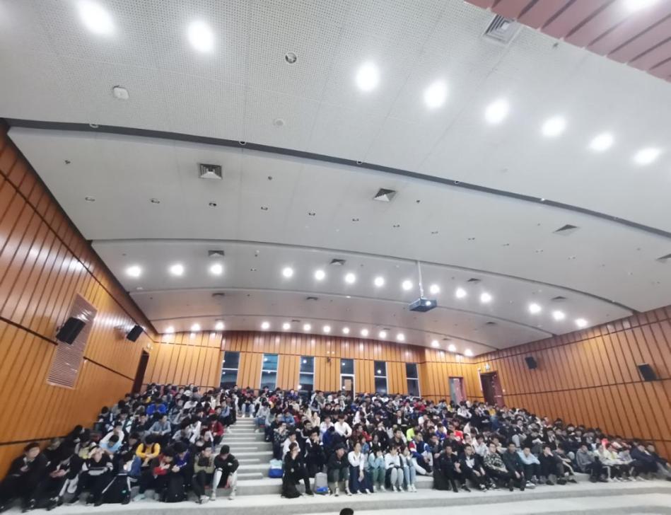 10B0109B8408EFB697CFEE64625715CE